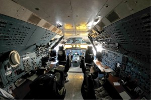 Antonov An-124 Cockpit