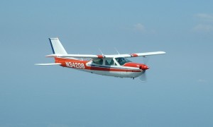 Cessna 177 Cardinal Flying
