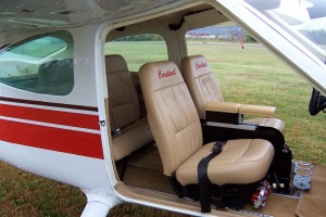 Cessna 177 Cardinal Inside
